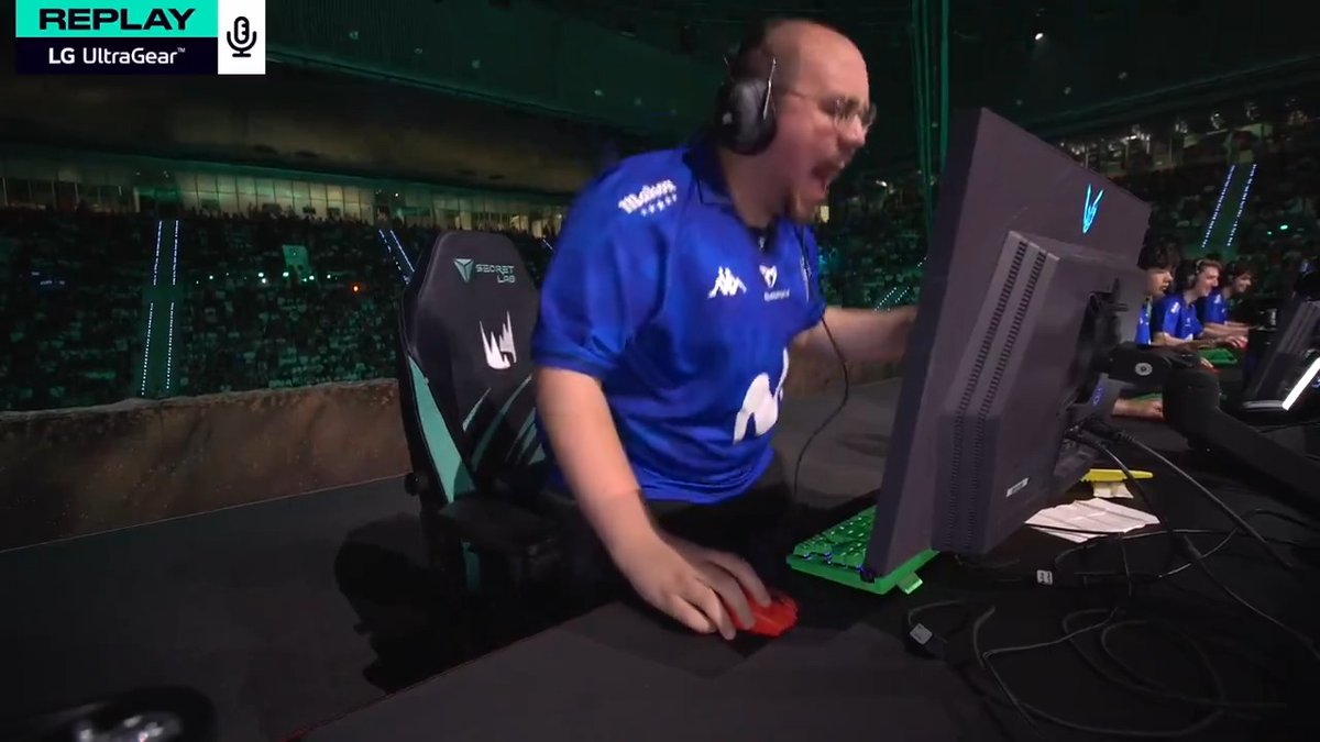 Myrwn solokilling Razork&Oscar and then TAUNTING them IRL this is the kind of banter the EUW scene needs