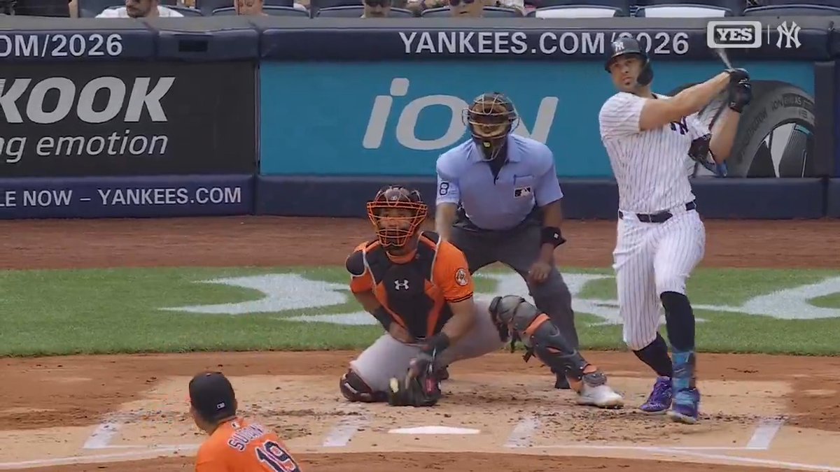 Such easy power to the opposite field for Giancarlo Stanton 😮‍💨
