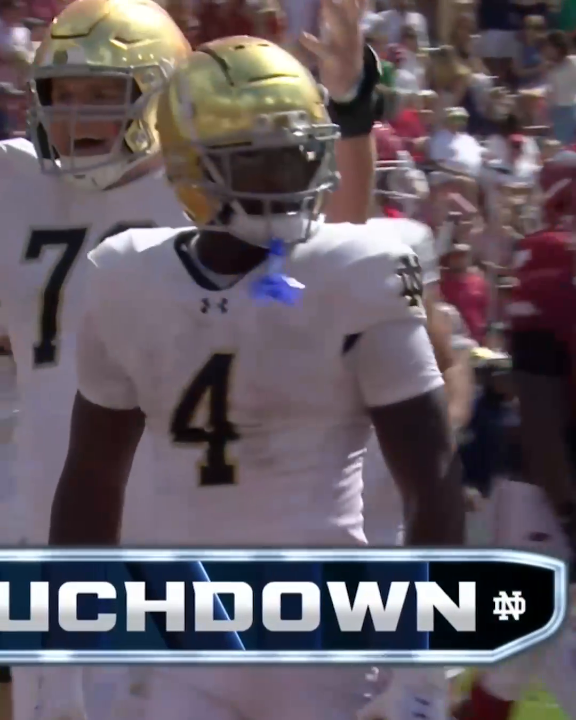 Four total touchdowns and 126 total yards in first half for Jeremiyah Love 😳 Watch the second half of Notre Dame-Arkansas on ABC and the ESPN App:
