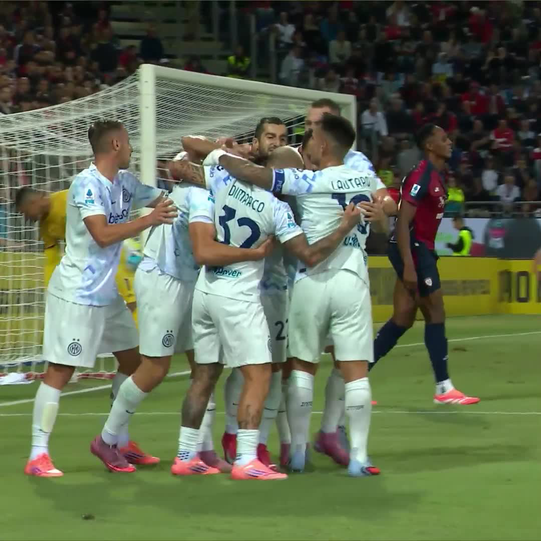 Pio Esposito! Inter double their lead! ✌️ #CagliariInter 0-2
