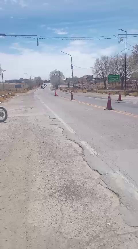 🚨 ASÍ TRASLADA LA POLICÍA DE JUJUY A UNO DE LOS DETENIDOS POR EL TRIPLE CRIMEN DE VARELA