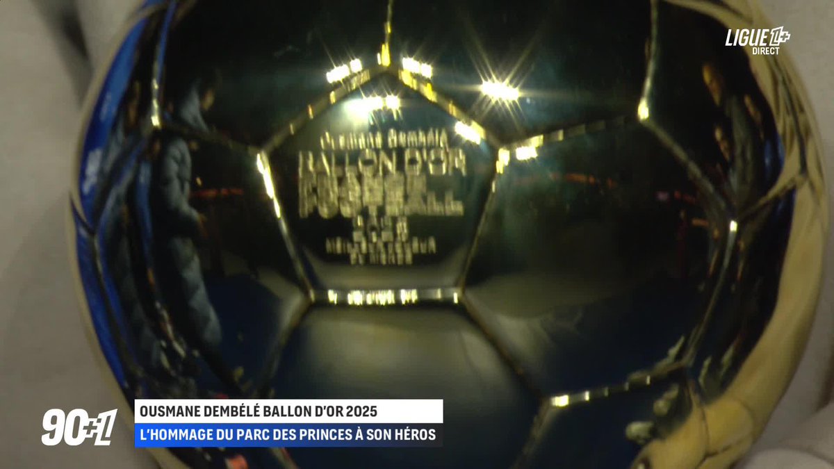 OUSMANE DEMBÉLÉ a fait son entrée pour la présentation de son BALLON d’OR sur "N°10" de BOOBA 🌕 “Si t’es pas n°10 à Paname, t’es la banane du siècle” ❤️💙