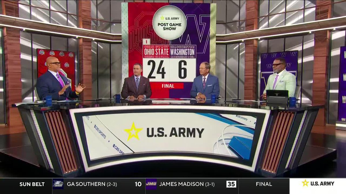 "Watching Matt Patricia dial up what he did vs. Demond Williams was ART." 🎨 Aaron Taylor was impressed with Ohio State Football's defensive effort vs. UW