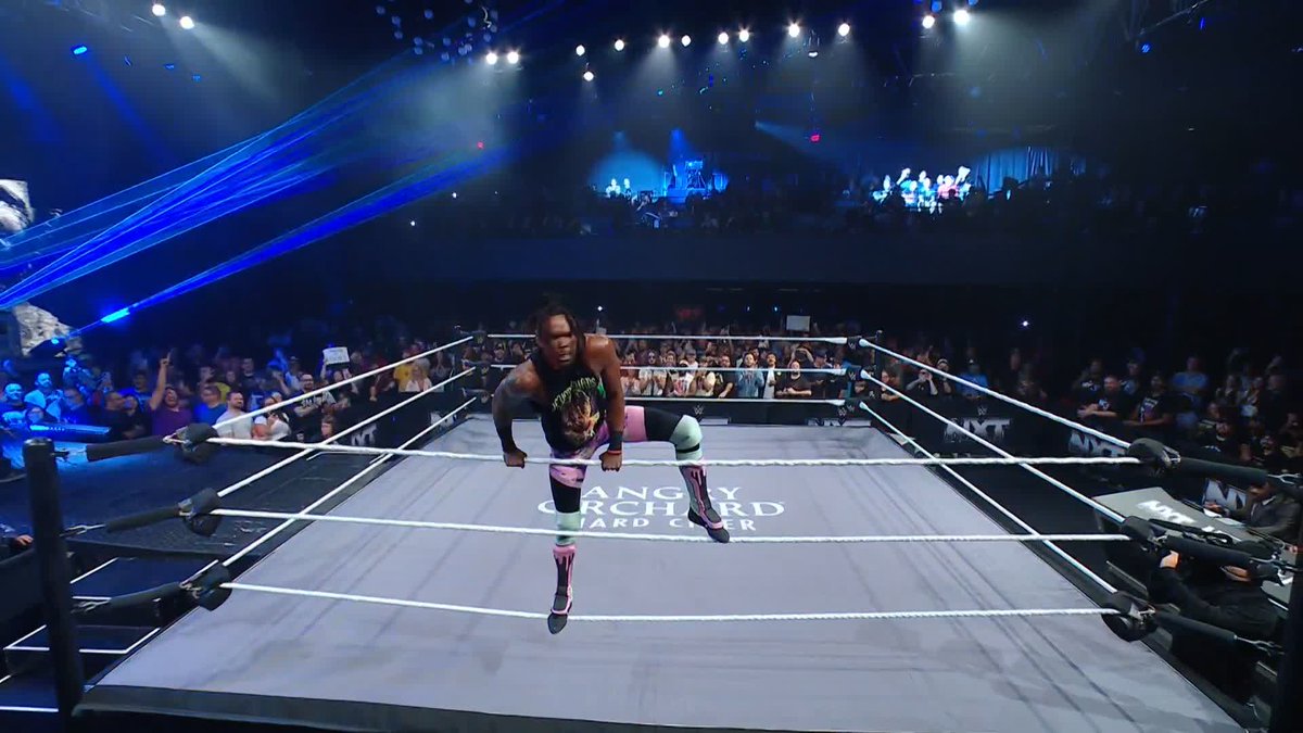 SmackDown ➡️ No Mercy Je'Von Evans gets us started TONIGHT in Fort Lauderdale!