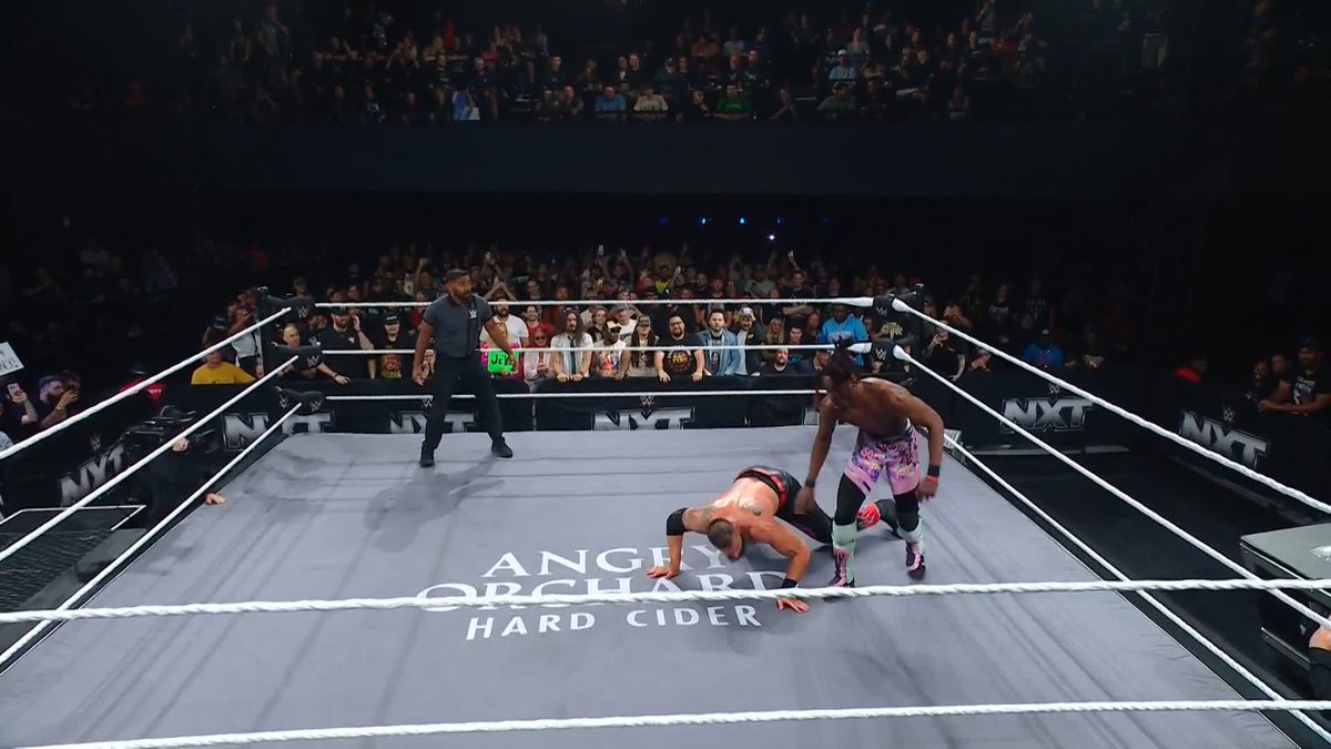 What a start to No Mercy!! Je'Von Evans and Josh Briggs are putting it all on the line tonight! 🙌