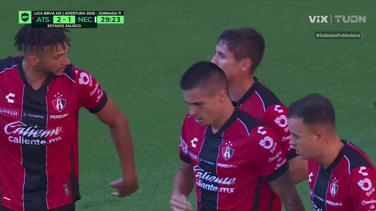 QUÉ GOLAZOOOOO, GOLAZOOO DEL ATLAS. 🔥⚽ ¡Qué golazo! Djuka pone la ventaja con un cabezazo monumental 😱 #SABADOFUTBOLERO