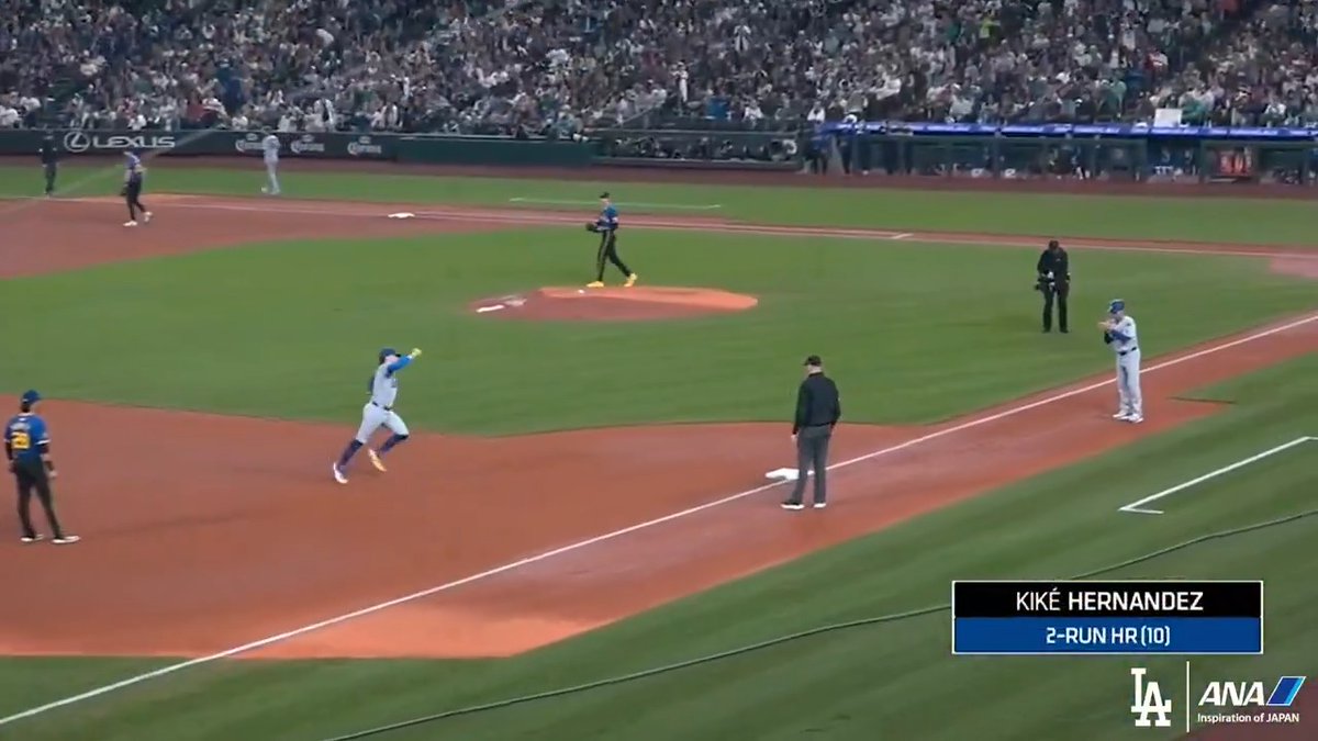 111 mph off the bat from Kiké! Dodgers x All Nippon Airways