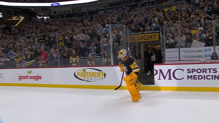 Flower getting all his flowers as tonight's 1st star of the game 🌸