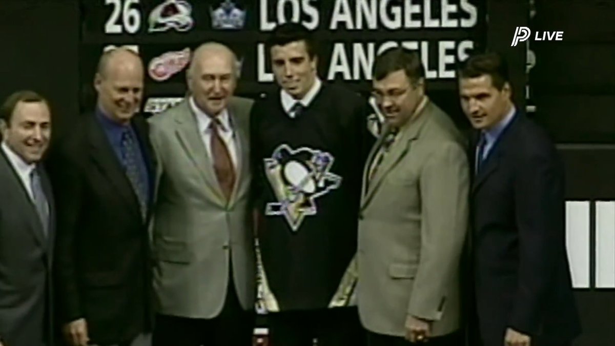 Thank you, Flower 🌸 💛 🖤 Forever a Penguin 🐧 ♾️