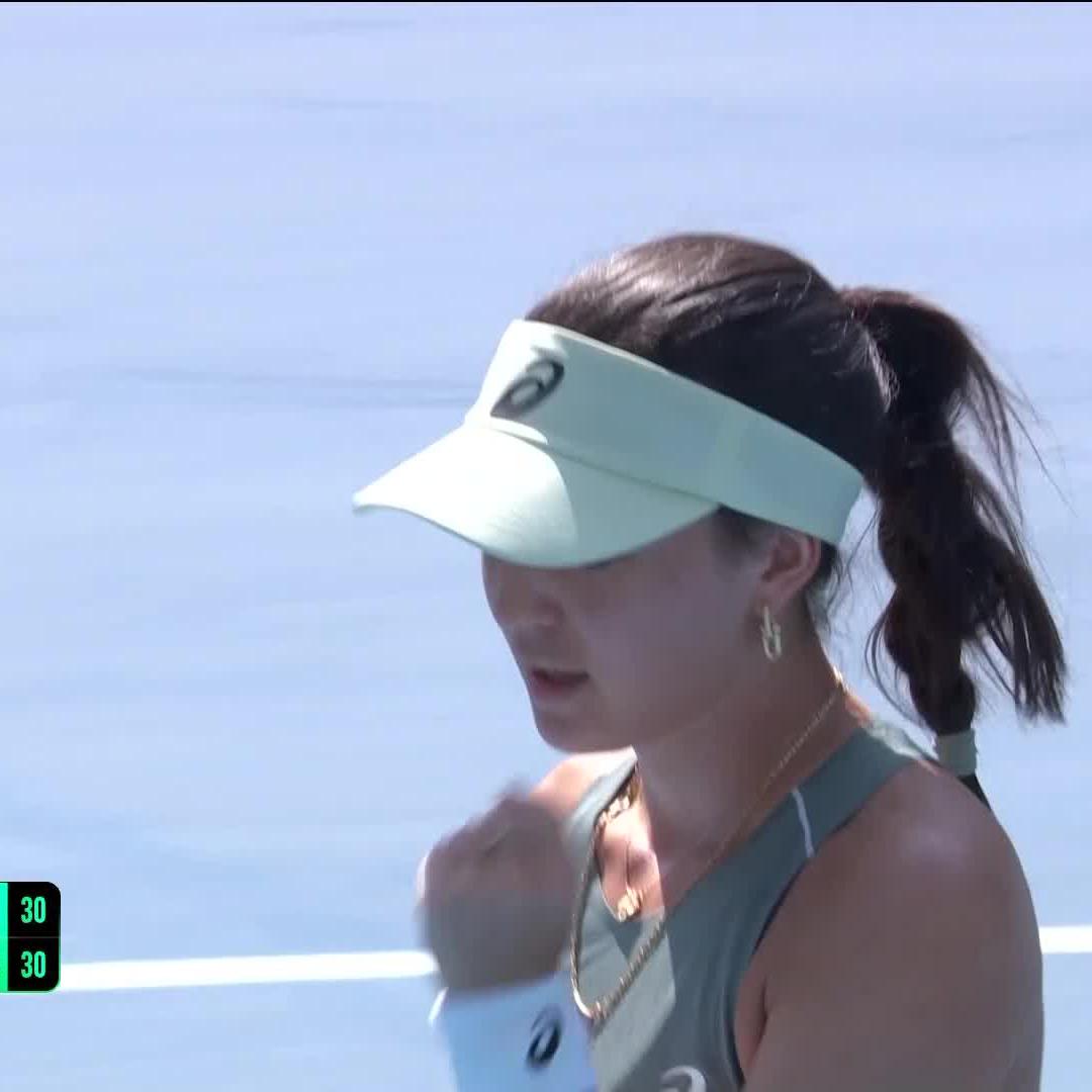 POWER 💥 Eva Lys takes the first set against Rybakina 6-3. #2025ChinaOpen