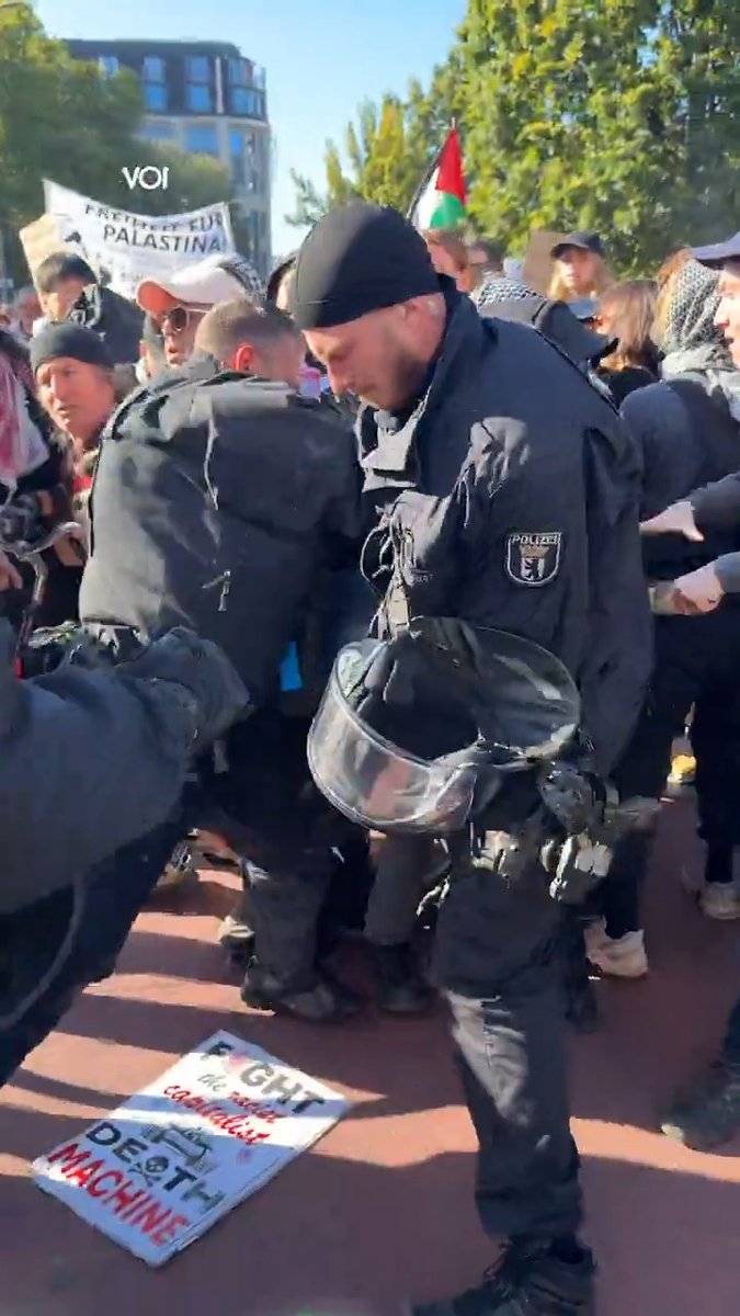 German police violently cracked down on pro-Palestinian demonstrators at Kottbusser Tor in Berlin during protests against Israel’s ongoing genocidal war in Gaza