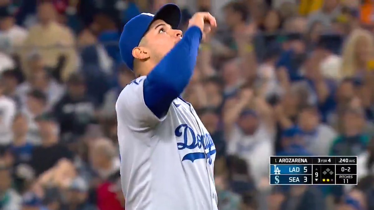 Treinen. Vesia. Henriquez. Nine consecutive strikeouts from the bullpen is a new Dodger record in the live ball era!