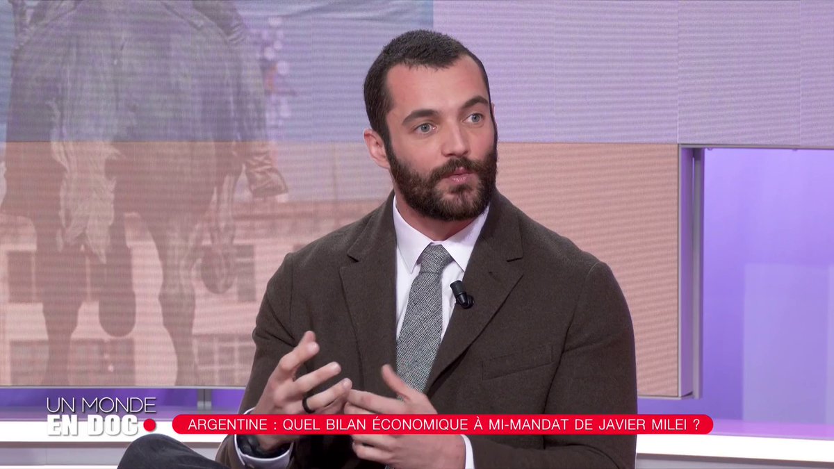 On nous inflige même le fils du taulard sur les chaînes du service public maintenant Rien ne nous sera épargné
