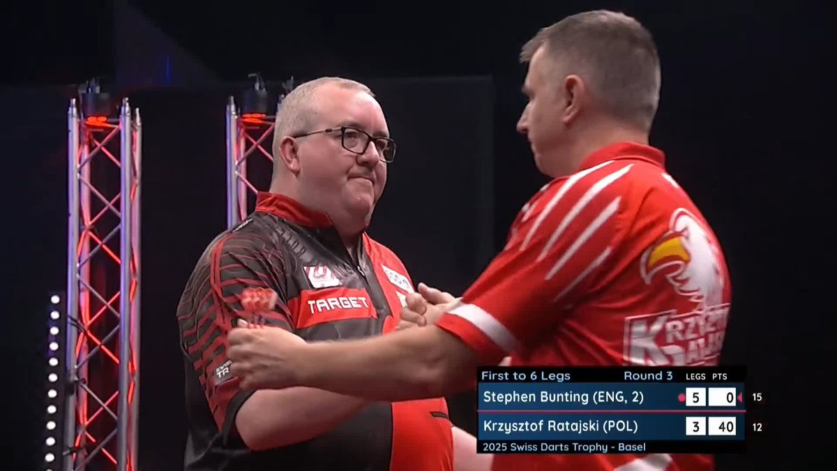 BUNTING ROLLS ON! Krzysztof Ratajski's bid to make the European Championship suffers a huge blow, as The Polish Eagle crashes out in Round Three of the Swiss Darts Trophy at the hands of Stephen Bunting! 📺 #ET13 | R3