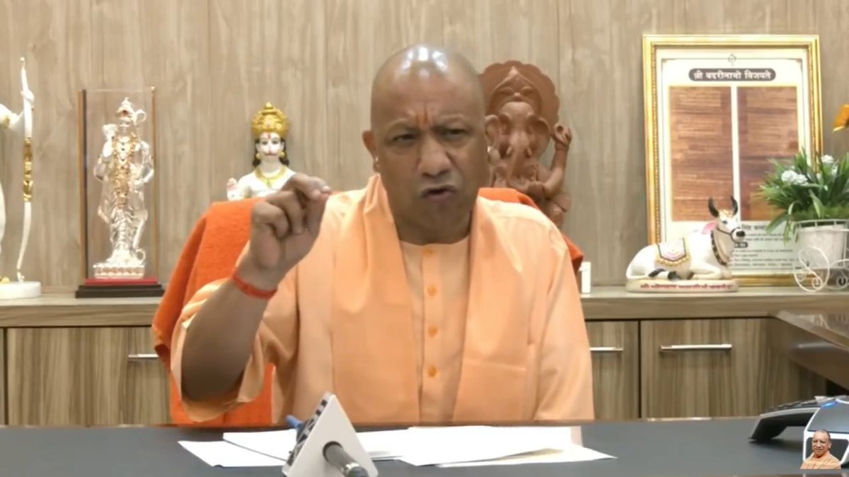 देश के अंदर सबसे ज्यादा रोजगार और नौकरी देने वाला राज्य भी उत्तर प्रदेश है। साढ़े 8 लाख से अधिक नौजवानों को हम लोगों ने सरकारी नौकरी दी है... यह है 'नया उत्तर प्रदेश'...