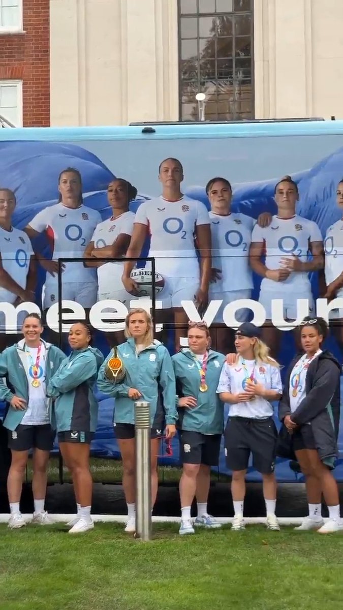 New wheels 🛞 We’re travelling to Battersea Power Station in style so we can continue the party with you all 🙌 O2 | #WearTheRose