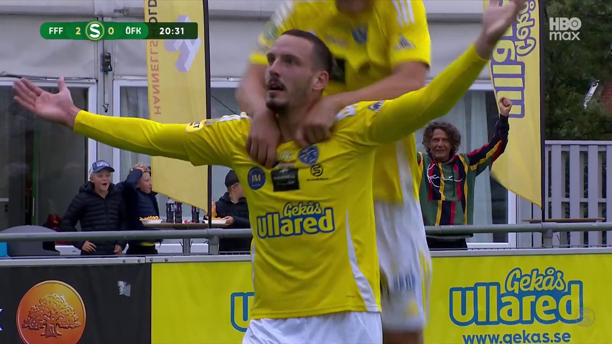 Viktor Ekblom med tung halvvolley! 2-0 för Falkenberg! 📲 Se matchen på HBO Max