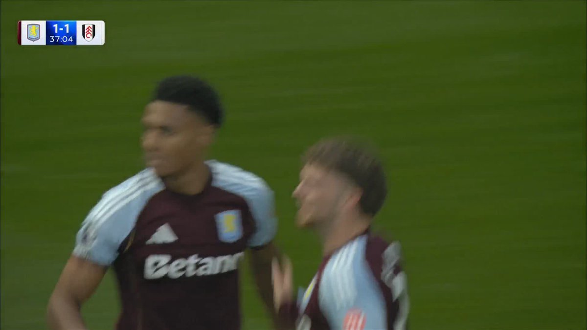 Ollie Watkins back on the scoresheet for Aston Villa! ✅