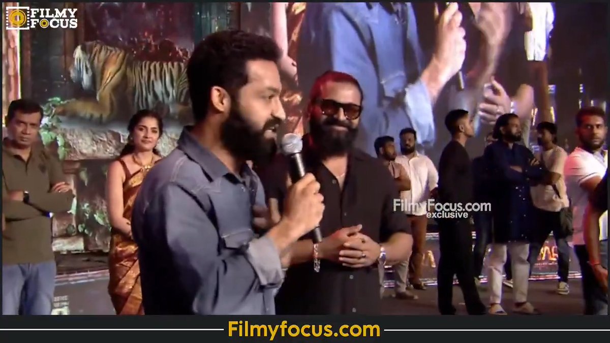 ఉడిపి కృష్ణుడు గుడికి మా అమ్మని తీసుకెళ్లాలని నా కోరిక.. రిషబ్ వల్లే అది సాధ్యపడింది వాళ్ల పనులన్నీ మానుకుని మరీ మాతోనే ఉన్నారు #JrNTR #RishabShetty #RukminiVasanth #KantaraChapter1
