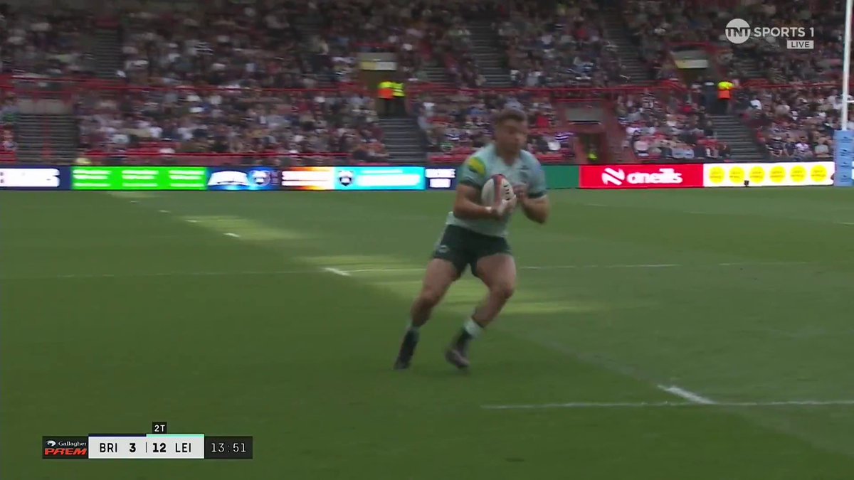 Adam Radwan = tries The winger uses his strength to finish from close range 💪 #BRIvLEI | #PREMRugby