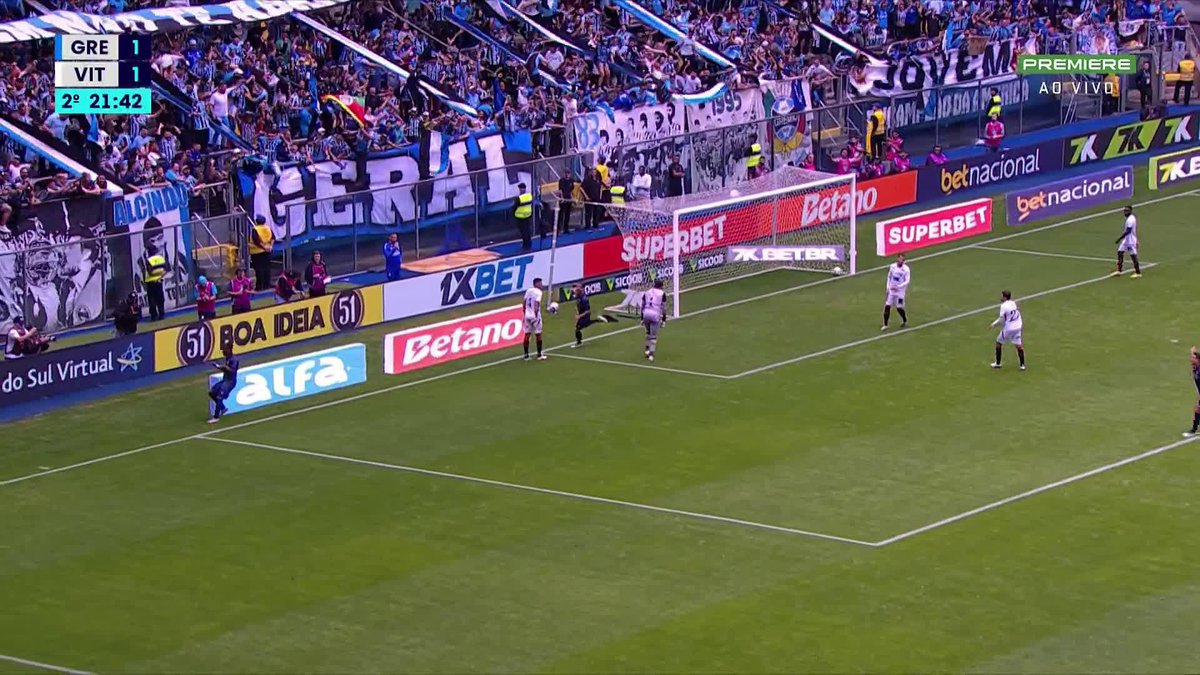 O gol de Amuzu. Grêmio 2x1 Vitória. 🎥 Premiere | ge