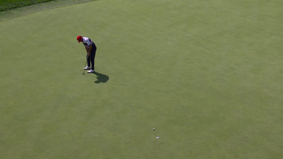 Bryson DeChambeau with the best drive of the week off the first tee! 🚀