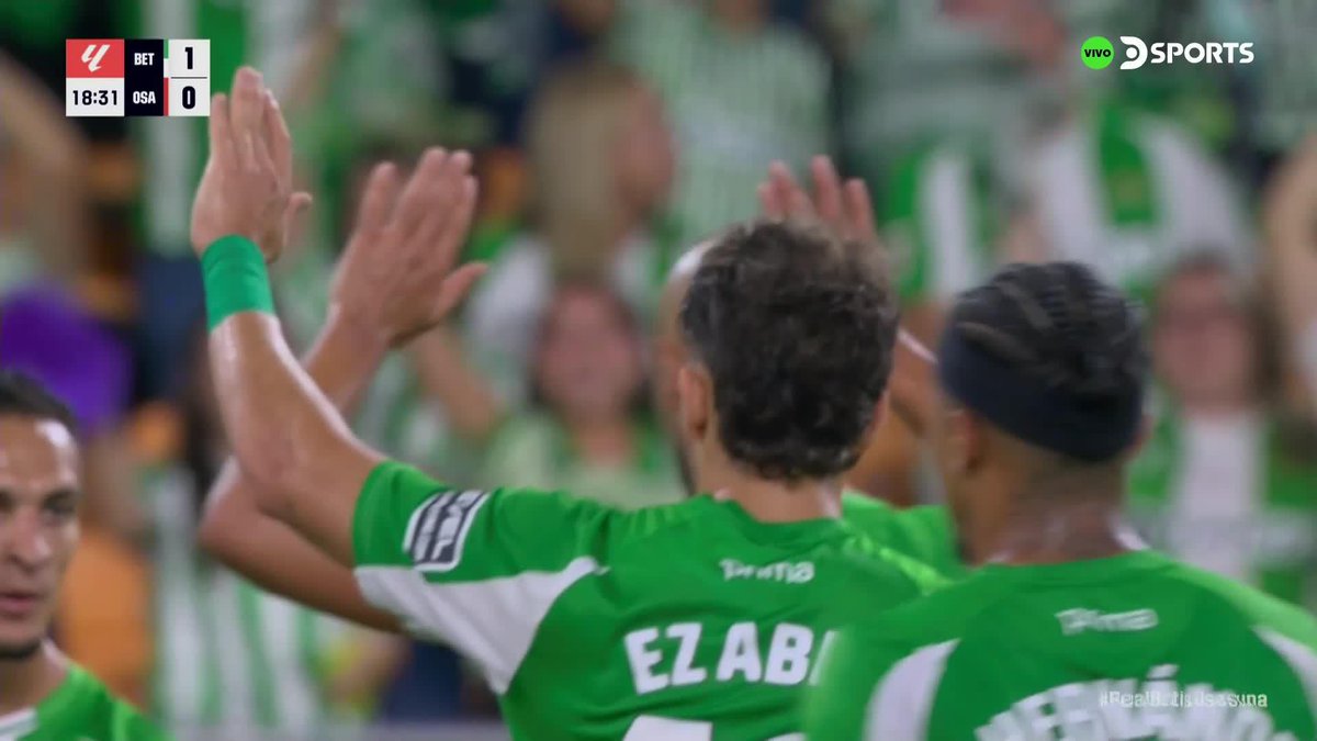 🇨🇴 ASISTENCIA de Cucho Hernández. Con clase el colombiano la puso para el 1-0 de #RealBetis ante #Osasuna, al 19’
