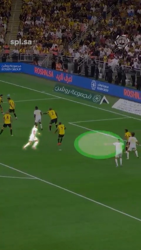 عن دقة تمريرة ماني.. وتحرّك رونالدو 🧠 #دوري_روشن_السعودي | نادي النصر السعودي
