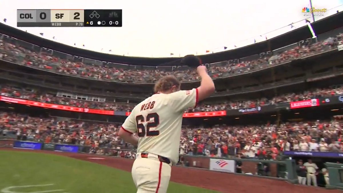 Logan Webb walks off the mound for the final time in 2025 👏 He finishes the season as the NL strikeout leader with 224!