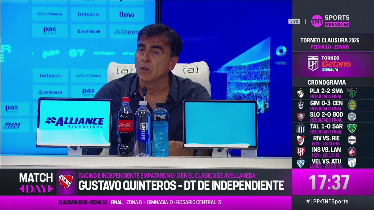 "LOS BORRAMOS DE LA CANCHA. LA HISTORIA PESA EN LOS CLÁSICOS. ELLOS SE FUERON FESTEJANDO EL EMPATE" El análisis de Gustavo Quinteros en conferencia de prensa tras el empate de Independiente ante Racing #Independiente
