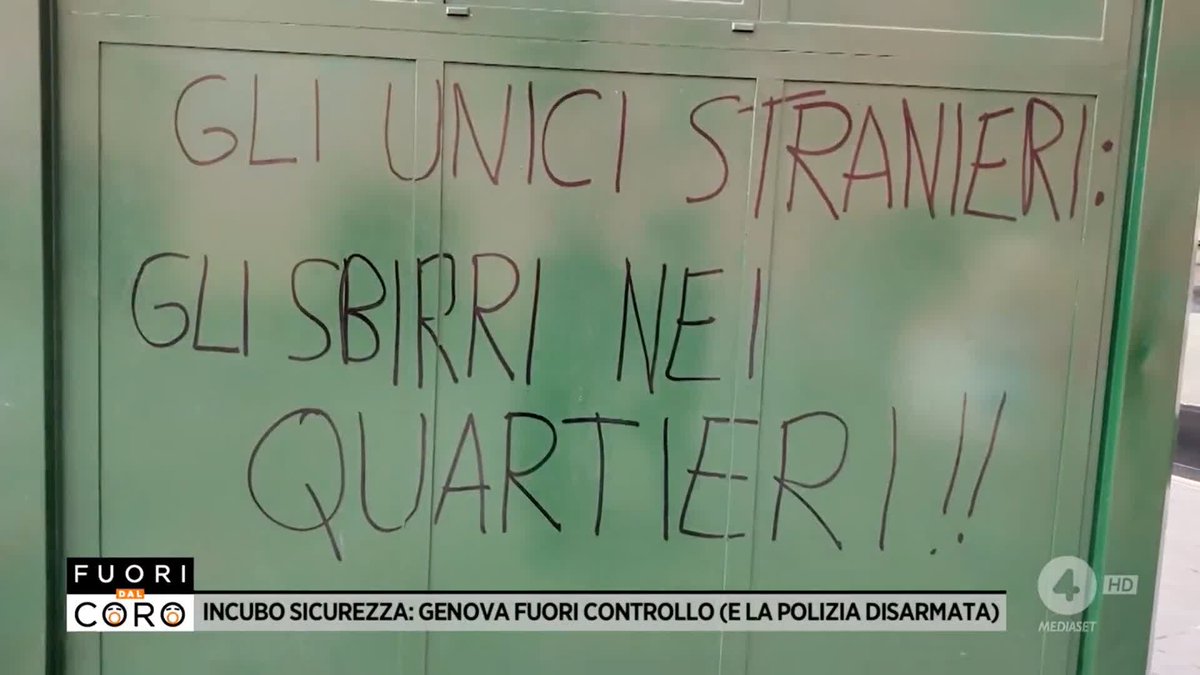 #Genova in mano agli immigrati violenti: interi quartieri sono ormai fuori controllo, i cittadini hanno paura e la Polizia può intervenire sempre meno (il Comune di Genova ha detto "NO" al taser in dotazione alla Polizia). Il servizio di Cristina Mastrandrea a #Fuoridalcoro