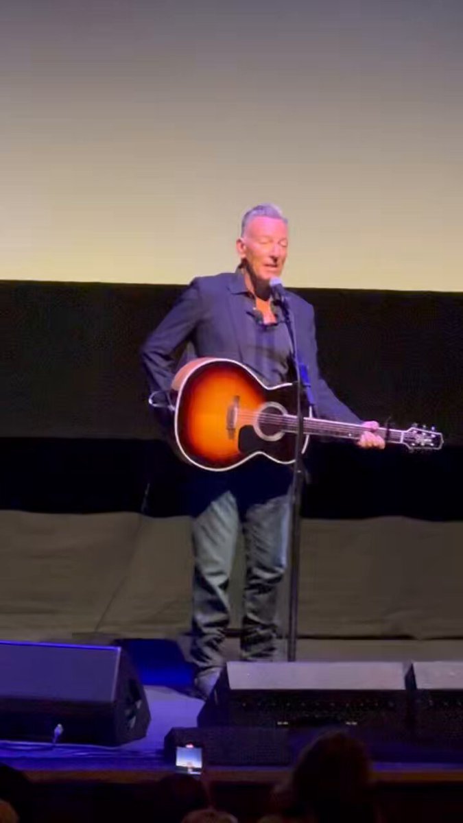 Bruce Springsteen says “America continues to be the land of hopes and dreams, not of fear, divisiveness, or government censorship” at the #NYFF premiere of “Deliver Me from Nowhere”
