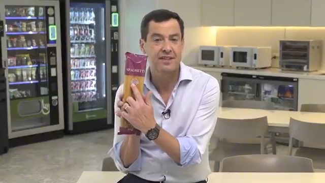 🔴 Como prometimos, anunciamos una nueva deducción fiscal. En #Andalucía todas las personas celiacas o con hijos con esta enfermedad podrán deducirse 100 € en la declaración de la Renta. Un nuevo paso adelante. Atendemos una reivindicación de miles de familias andaluzas.