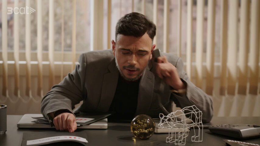 Que no l’enteneu? Que parla castellà per arribar a més gent, home! 😄 #Polònia3Cat
