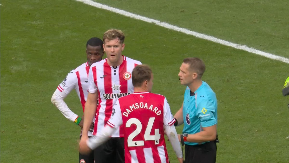 🤯 "That just baffles me." 🟥 "Nathan has got really, really lucky there." Was Nathan Collins lucky to avoid a red card for his challenge on Bryan Mbeumo? 🤔