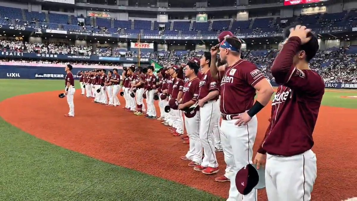 2025レギュラーシーズン、京セラドーム最終戦🏟️ 試合後は皆さまにご挨拶✨ たくさんの拍手やご声援、ありがとうございました‼️ #RakutenEagles #キ!