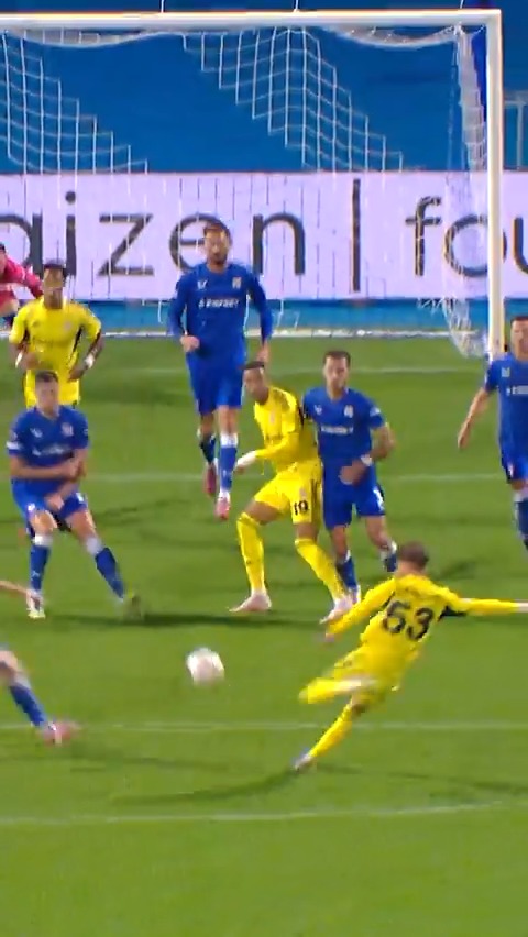 Szymański smash 💥 Fenerbahçe SK | #UEL