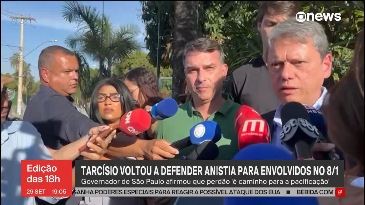 “Eu acredito que o caminho para a pacificação é a anistia”, disse o governador de São Paulo, Tarcísio de Freitas, ao sair da casa do ex-presidente Jair Bolsonaro, afirmando também que a proposta de dosimetria “não nos satisfaz”. ➡ Assista ao #Edição18: #GloboNews