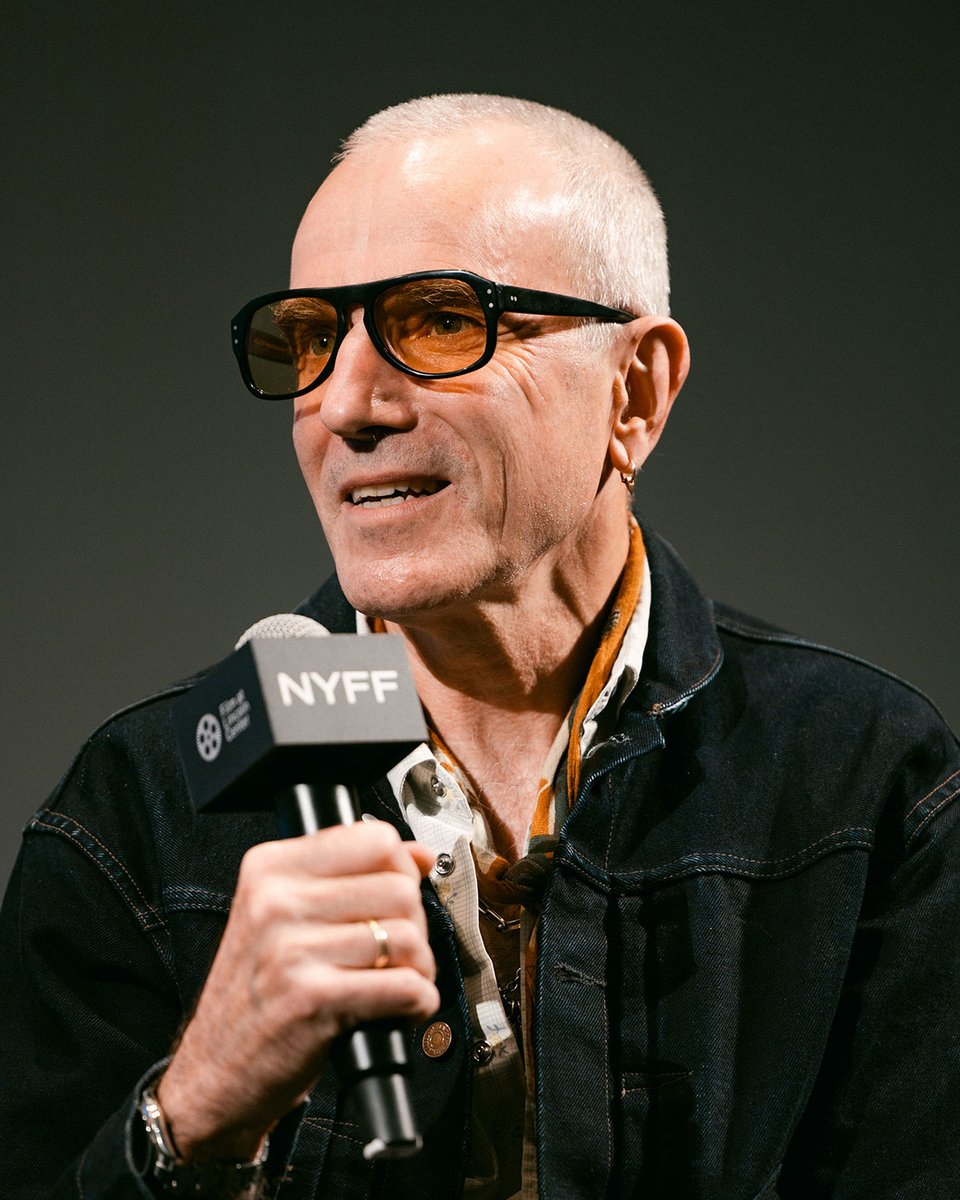 "Apparently I've been accused of retiring twice now." Daniel Day-Lewis discusses his continued passion for acting at the ANEMONE press conference.