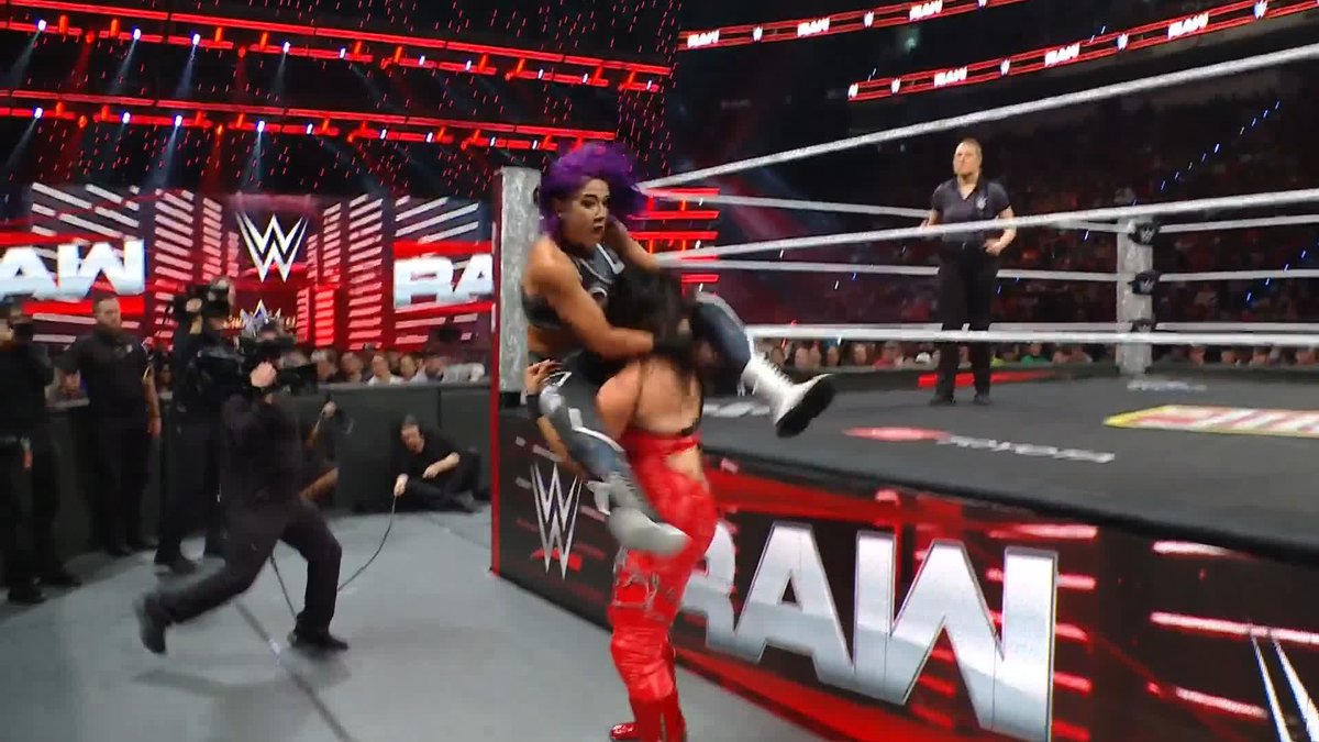 It only took one wrong move for Bayley to feel the POWER of Raquel Rodriguez! 😤