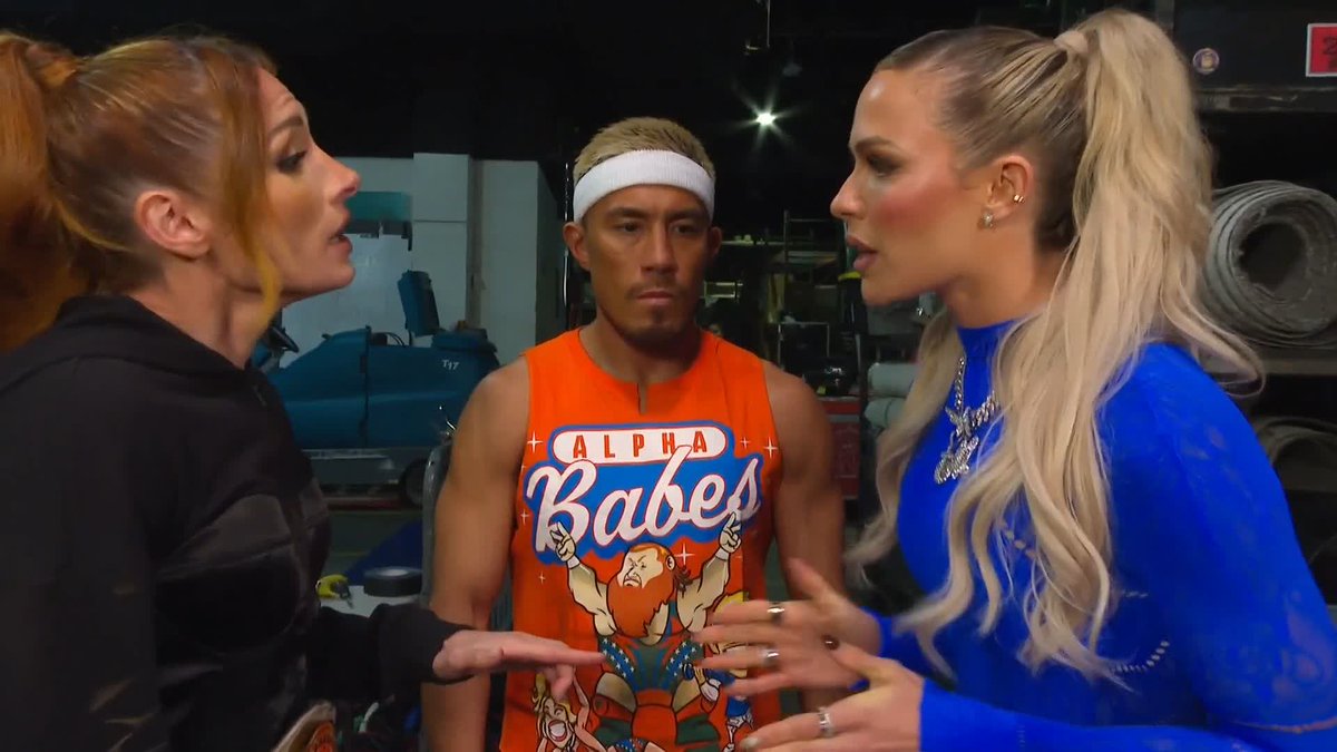 BECKY LYNCH IS COMPLETELY UNHINGED! 🫢