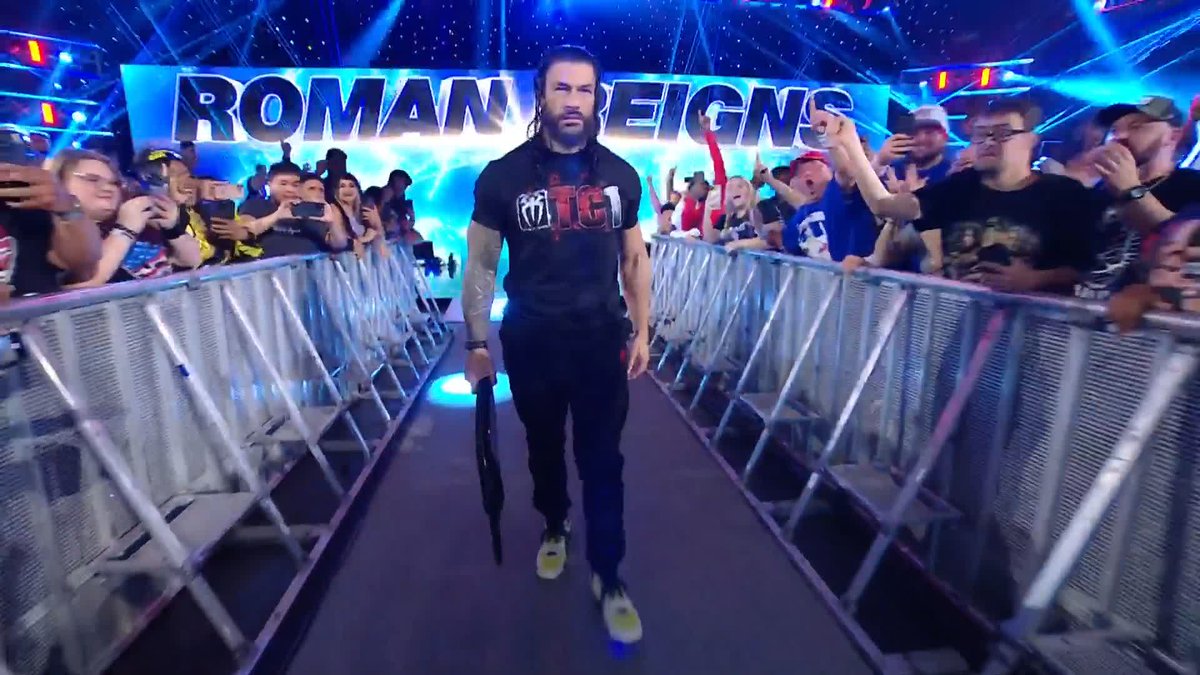 WHAT!!!! THE OTC IS BACK! ROMAN REIGNS HAS RETURNED! ☝️