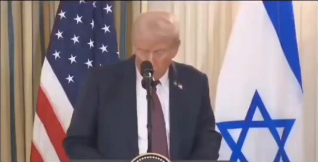 "PAK PM &amp; FIELD MARSHAL WITH US AND THEY'RE INCREDIBLE" Trump heaps praise on the principals of PAKISTAN'S "hybrid" government for backing his Gaza plan 100%. TRUMP HAS TIME ONLY FOR YES MEN.