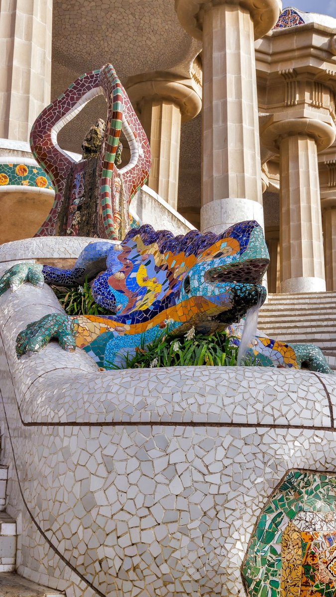 🌿 Park Güell blends nature and creativity in Gaudí’s timeless vision of harmony. Step into the “Works of Antoni Gaudí” in our new UNESCO 🏛️ #Education #Sciences #Culture 🇺🇳 #WorldHeritage Series ✨ Learn more about this exceptional site: