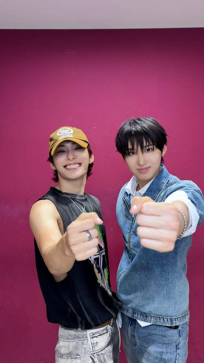 #JUNHEE ์ ๋ฐฐ๋๊ณผ ์ฒ์ ๋ถ๋ฌ๋ณด๋ ๋
ธ๋ - ๐ค #์ฃผ์ #Juwang #์คํฌ #KickFlip #ํฅํ๋ฆฝ #My_First_Flip #์ฒ์_๋ถ๋ฌ๋ณด๋_๋
ธ๋ JUNHEE