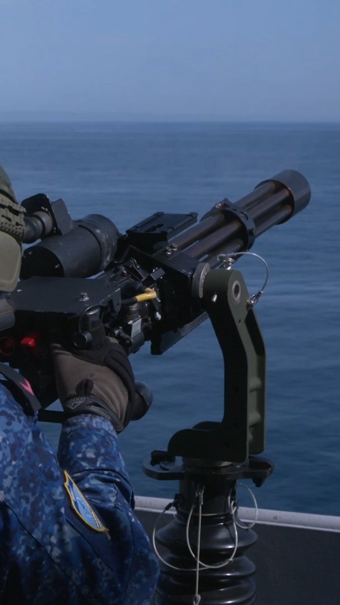 Countering drones at sea 🌊 Allied ships recently trained against drones in the air and on the waves in Portugal #DYMS25 | NATO Maritime Command
