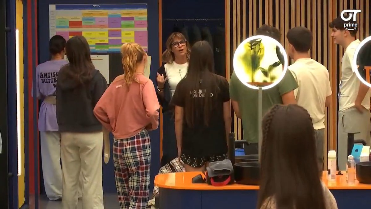 🎂🎉 Hoy es el cumpleaños de nuestras dos perfectas: Mamen Márquez y Miriam Rodríguez ¡Os queremos! 💞 #OTDirecto30S 🔴 DIRECTO 👉🏻 ✨