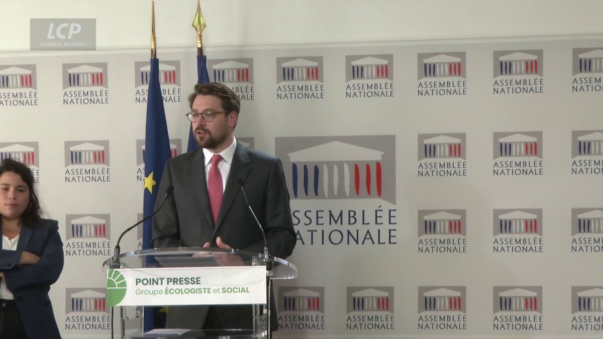 "Les macronistes s'apprêtent à faire entrer au Bureau de l'Assemblée nationale l'extrême droite", déclare Benjamin LUCAS. #DirectAN