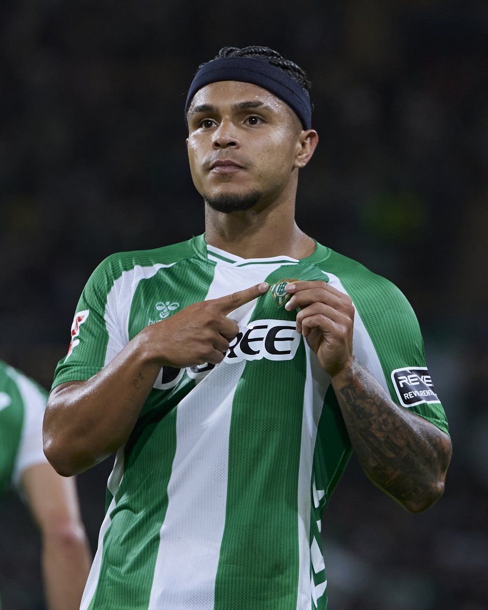 Juan Camilo Hernández Suárez, conocido deportivamente como Cucho Hernández, es un pedazo de futbolista. #LALIGAHighlights
