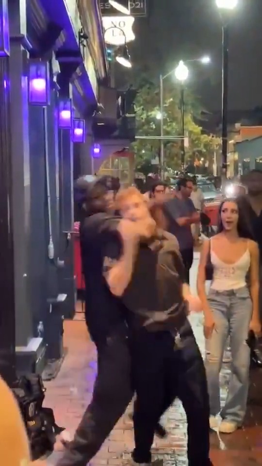 Baltimore security guard puts man in a poorly executed headlock/choke hold then slams his head through a car window. Security company that employed him has now lost the contract for the bar they were working at and police are investigating... #CityLife #Loyola #baltimore #NightLife #SecurityGuard #excessive #NattyBoh #hun #urban
